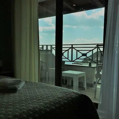 Privat Milmari Apartment