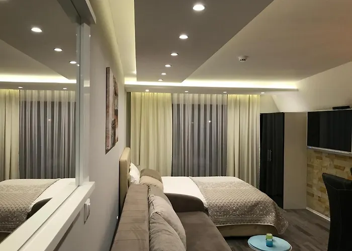 Privat Milmari * Κοπαόνικ